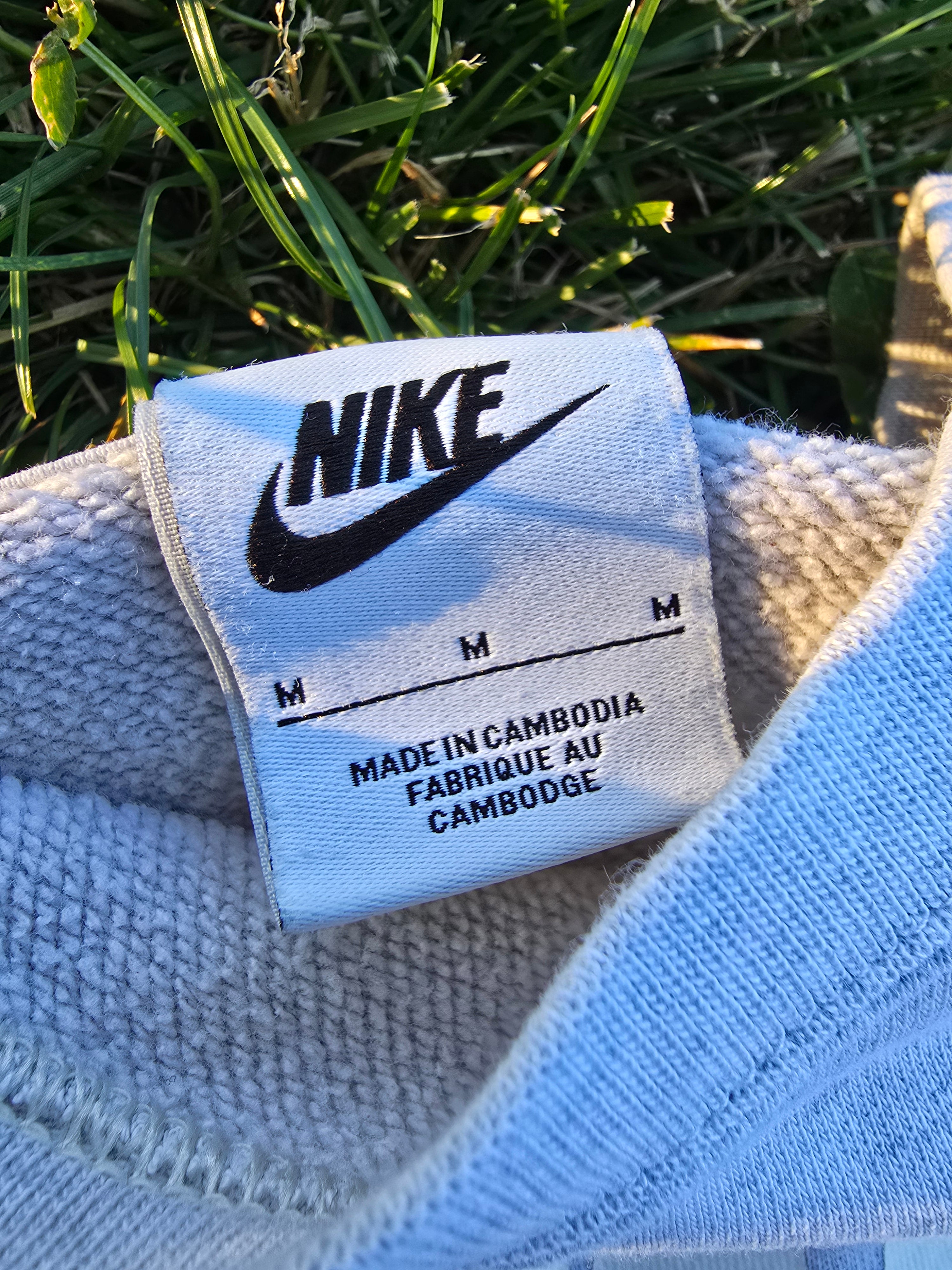 Nike Cream Crewneck (Med)